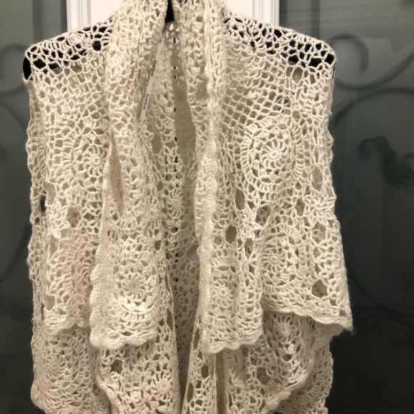 Bebe Sweater - Picture 2 of 3